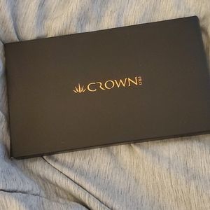 Crown Pro Eyeshadow Palette